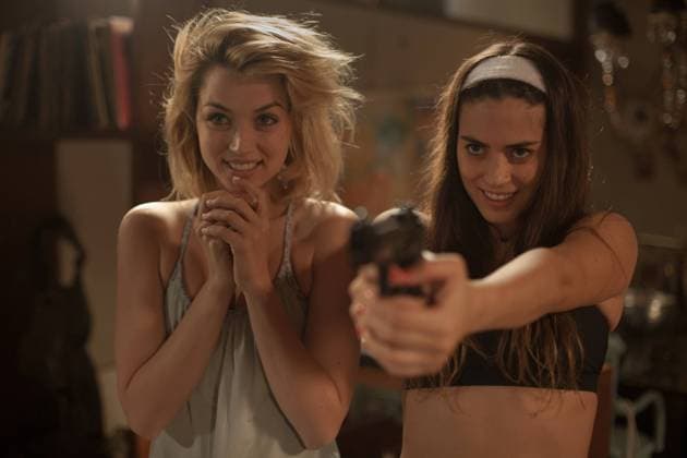 Knock Knock (2015) - filmstill Knock Knock (2015) Ana de Armas, Lorenza Izzo EDITORIAL USE ONLY Copyright: xCAP FBx