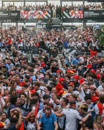 . 06 07 2024. London, United Kingdom. England Fans BoxPark Wembley. Supporters watch screening of England s knockout game against Switzerland on the big screen at BoxPark, Wembley.  xMartynxWheatleyx xi-Imagesx IIM-25357-0050