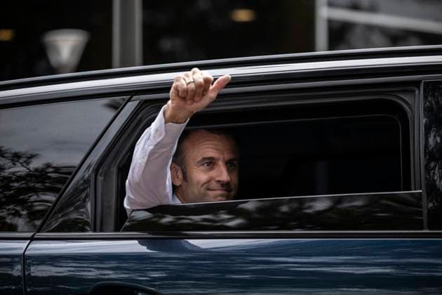 News Themen der Woche KW27 News Bilder des Tages Emmanuel Macron, President of the French Republic, and First Lady Brigitte Macron, leaving the polling station during the second round of the legislative elections in Le Touquet Emmanuel Macron, President of the French Republic, and First Lady Brigitte Macron, leaving the polling station during the second round of the legislative elections in Le Touquet, ke July 7, 2024 Eliot Blondet Pool Bestimage Emmanuel Macron, President of the French Republic, and First Lady Brigitte Macron, leaving the polling station during the second round of the legislative elections in Le Touquet, July 7, 2024 Le Touquet France  Copyright: xEliotxBlondetx xPoolx xBestimagexEliotxBlondetx xPoolx xBestimagex
