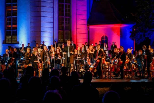 Musik Kunst Kultur Sinfonieorchester Klassik 6.07.2024 Potsdam Landeshauptstadt Brandenburg Klassik am Weberplatz 2024 15 Jahre Sinfonieorchester Collegium musicum Potsdam Künstlerischer Leiter Dr. Knut Andreas Potsdam Brandenurg GER