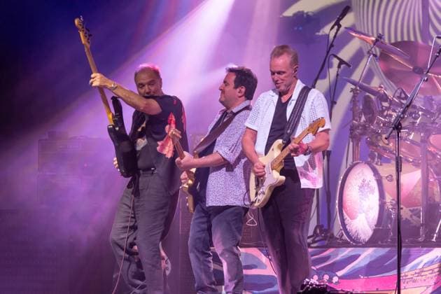 Bilder des Jahres 2024, Entertainment 07 Juli Entertainment Themen der Woche KW27 Entertainment Bilder des Tages Nick Mason (Schlagzeuger von Pink Floyd) ist aktuell mit seiner Band Saucerful of Secrets auf Set the Controls Tour durch Europa. Die Band spielt Pink Floyd Material der Frühzeit bis 1972. Mitglieder sind: Gary Kemp, Guy Pratt, Lee Harris und Dom Beken Nick Mason Leipzig *** Nick Mason drummer of Pink Floyd is currently on Set the Controls Tour through Europe with his band Saucerful of Secrets The band plays Pink Floyd material from the early days until 1972 Members are Gary Kemp, Guy Pratt, Lee Harris and Dom Beken Nick Mason Leipzig