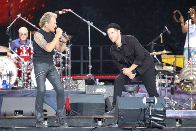 Bilder des Jahres 2024, Entertainment 07 Juli Entertainment Themen der Woche KW27 Entertainment Bilder des Tages Peter Maffay & Band - We Love Rock n Roll Peter Maffay, Johannes Oerding, Peter Maffay & Band - We Love Rock n Roll - Farewell Tour 2024, Trabrennbahn Bahrenfeld, Hamburg, 07.07.2024 *** Peter Maffay Band We Love Rock n Roll Peter Maffay, Johannes Oerding, Peter Maffay Band We Love Rock n Roll Farewell Tour 2024, Trabrennbahn Bahrenfeld, Hamburg, 07 07 2024 Copyright: xEventpressxBecherx