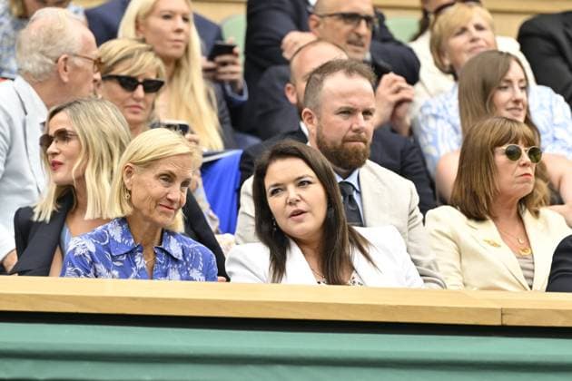 Tennis Wimbledon 2024 England Melanie Antoinette de Massy Presidente du Monte Carlo Country Club et SAS Prince ALbert II de Monaco dans la Royal Box Tennis Wimbledon 2024 England 08 07 2024 ChrysleneCaillaud Panoramic 