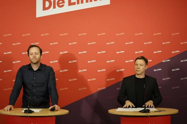 News Themen der Woche KW28 News Bilder des Tages Martin Schirdewan; Vorsitzender der Partei Die Linke, eine Pressekonferenz, am 08.07.2024 in Berlin, (LINKE Parteizentrale, Karl-Liebknecht Haus, Kleine Alexanderstrasse), Deutschland *** Martin Schirdewan Chairman of the Left Party, a press conference, on 08 07 2024 in Berlin, LINKE party headquarters, Karl Liebknecht Haus, Kleine Alexanderstrasse , Germany