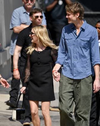 Celebrities At The Jimmy Kimmel Live! Show Studios Featuring: Emma Roberts, Cody John Where: Los Angeles, California, United States When: 09 Jul 2024 Credit: BauerGriffin INSTARimages EDITORIAL USE ONLY. NOT FOR USE BY NEWSPAPERS BASED IN THE UK. Copyright: xPGx instar53937591