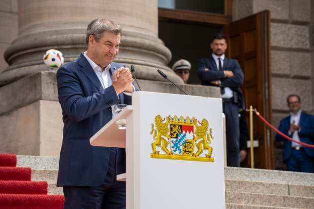 Dr. Markus Söder, Ministerpräsident von Bayern, spricht bei der Ehrung der Ehrenamtlichen Helfer der UEFA Euro 2024 Europameisterschaft in Deutschland in München im unteren Hofgarten.