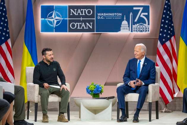 July 11, 2024, Washington, Dc, United States: U.S President Joe Biden, center, holds a bilateral meeting with Ukrainian President Volodymyr Zelenskyy, left, on the sidelines of the 75th anniversary NATO Summit at the Walter E. Washington Convention Center, July 11, 2024 in Washington, D.C. Washington United States - ZUMAp138 20240711_zaa_p138_003 Copyright: xOliverxContreras WhitexHousex
