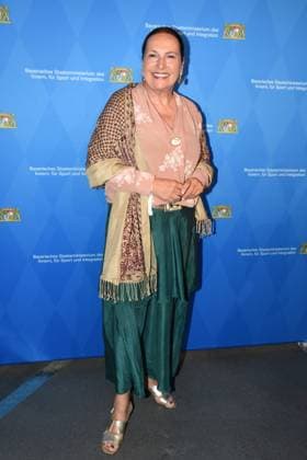 Ursula Maria Burkhart Schauspielerin Muenchen 13.07.2024 BMW Welt Doppelkegel Bayerischen Engagiertpreis 2024 Verleihung-Ein Abend fuer die unschaetzbar wertvolle Arbeit unserer Ehrenamtlichen in Bayern Muenchen