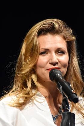 Ella Endlich Entertainerin Saengerin Muenchen 13.07.2024 BMW Welt Doppelkegel Bayerischen Engagiertpreis 2024 Verleihung-Ein Abend fuer die unschaetzbar wertvolle Arbeit unserer Ehrenamtlichen in Bayern Muenchen