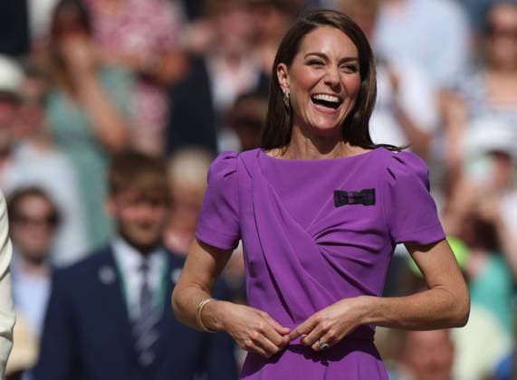 Bilder des Jahres 2024, Entertainment 07 Juli Entertainment Themen der Woche KW28 Wimbledon (United Kingdom), 14 07 2024.- Britain s Catherine, Princess of Wales reacts during the trophy ceremony after Carlos Alcaraz of Spain won the Men s final against Novak Djokovic of Serbia at the Wimbledon Championships, Wimbledon, Britain, 14 July 2024. (Tenis, Princesa de Gales, Espana, Reino Unido) Wimbledon Championships 2024 - Day 14 !ACHTUNG: NUR REDAKTIONELLE NUTZUNG!  Copyright: xNEILxHALLx EA7011 20240714-55014149742_1