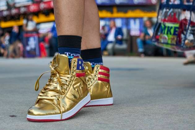 July 17, 2024, Milwaukee, Wisconsin, USA: Supporters of Donald Trump rally in Milwaukee, Wisconsin for the third day of the 2024 Republican National Convention on Wednesday, July 17, 2024 Milwaukee USA - ZUMAg216 20240717_znp_g216_039 Copyright: xDominicxGwinnx