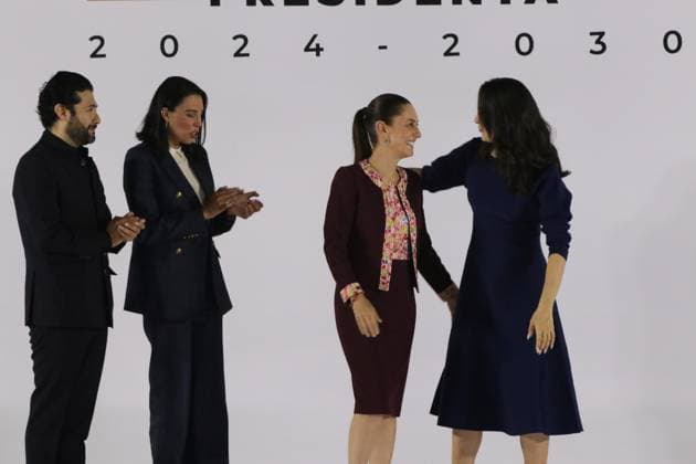 Claudia Sheinbaum presentation of the fourth part of her cabinet in México - 18 Jul 2024 Claudia Sheinbaum, virtual president-elect of Mexico, is seen with the members she presented of her next presidential cabinet at the Interactive Museum of Economy (MIDE). México Mexico Copyright: xLuisxTovarx xSOPAxImagesx LTOVAR_20240718_0064