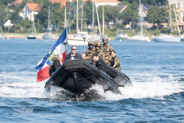 News Themen der Woche KW 29 News Bilder des Tages Truppenbesuch bei der Marine 1. U-Boot-Geschwader und Seebataillon in Eckernförde durch Verteidigungsminister Boris Pistorius;Truppenbesuch bei der Marine 1. U-Boot-Geschwader und Seebataillon in Eckernförde durch Verteidigungsminister Boris Pistorius, Eckernförde Schleswig-Holstein Deutschland Eckernförder Bucht *** Troop visit to the Navy 1 Submarine Squadron and Sea Battalion in Eckernförde by Defense Minister Boris Pistorius Troop visit to the Navy 1 Submarine Squadron and Sea Battalion in Eckernförde by Defense Minister Boris Pistorius, Eckernförde Schleswig Holstein Germany Eckernförde Bay