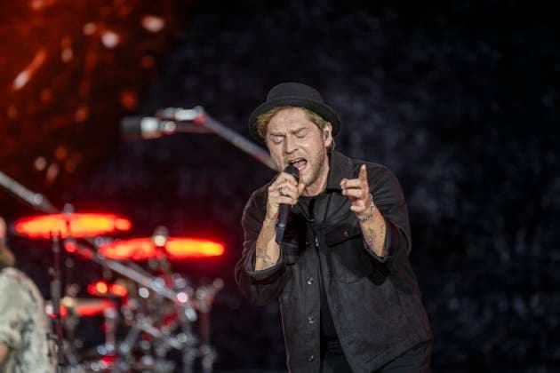 Johannes Oerding. Am 18.07.2024 spielte Peter Maffay im Rahmen seiner Farewell-Tour ein Konzert im Deutsche Bank Park in Frankfurt am Main. Mit dabei waren Gäste wie Anastacia, Johannes Oerding und Bülent Ceylan. *** Johannes Oerding On 18 07 2024, Peter Maffay played a concert at Deutsche Bank Park in Frankfurt am Main as part of his Farewell Tour. Guests included Anastacia, Johannes Oerding and Bülent Ceylan KONZPETERMAFFAY