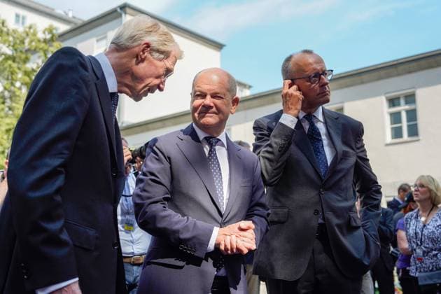 Bilder des Jahres 2024, News 07 Juli News Themen der Woche KW 29 Feierstunde 20. Juli 2024, Scholz, Merz Feierstunde am 20. Juli 2024 - 80. Jahrestag des Attentats- und Umsturzversuchs gegen Hitler im Ehrenhof des Bendlerblocks in Berlin. Bundeskanzler, Olaf Scholz, Friedrich Merz, CDU Parteivorsitzender Berlin Berlin GER *** Ceremony July 20, 2024, Scholz, Merz Ceremony on July 20, 2024 80th anniversary of the assassination and attempted coup against Hitler in the courtyard of honor of the Bendlerblock in Berlin Federal Chancellor, Olaf Scholz, Friedrich Merz, CDU Party Chairman Berlin Berlin GER