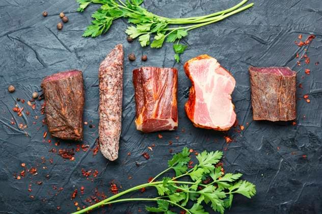 Italian meat platter.Cured meat and sausages.Smoked meat. Spanish cured meat ,model released, Symbolfoto