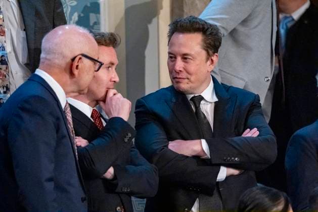 Bilder des Jahres 2024, News 07 Juli News Themen der Woche KW 30 Elon Musk chats with others in the guest as Israeli Prime Minister Benjamin Netanyahu addresses a joint meeting of Congress on Capitol Hill in Washington, DC on Wednesday, July 24, 2024. Netanyahu is seeking bipartisan support for Israel just days after President Joe Biden announced he would end his re-election bid.  WAS20240724553 KenxCedeno