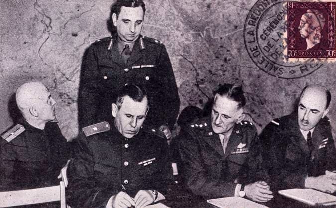 RECORD DATE NOT STATED Signing of German surrender, Reims Signing of German surrender, Reims. From left to right Yvan Chermaoff, Russian Major-General Suslaparoff with, standing behind, Colonel Znkovitch, American General C. Spaatz and British Air Vice-Marshall Sir J.M. Robb. 7 May 1945. French  Copyright: Copyrightx(c)Geminix2023.xCredit:xGemini 13128223