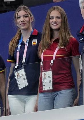 Entertainment Themen der Woche KW 30 Entertainment Bilder des Tages Paris 2024 - Water Polo - Princess Leonor And Infante Sofia Princess Leonor and Infanta Sofia support the water polo team at the Olympic Games on July 28, 2024 in Paris, France. Photo by Casa de S.M. el Rey 07 28 2024 Paris France  Copyright: xEuropaxPress ABACAx