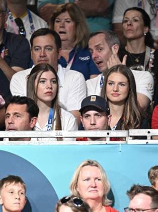 Paris 2024 - Princess Leonor And Sofia At Handball Princess Leonor and Infanta Sofia during Handball match between Spain v Sweden during 2024 Olympic summer games, Paris 2024, in Paris, France on July 29, 2024. Photo by David Niviere ABACAPRESS.COM Paris France  Copyright: xNivierexDavid ABACAPRESS.COMx