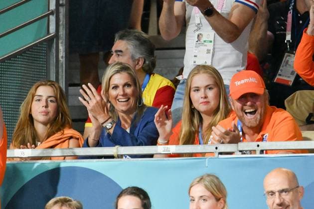 Paris 2024 - Handball - Dutch Royals In The Stands (L to R) Princess Alexia of the Netherlands, Queen Maxima of the Netherlands, Princess Catharina-Amalia of the Netherlands and King Willem-Alexander of the Netherlands at the handball match between Netherlands and Spain on Day 4 of the Paris 2024 Summer Olympic Games at South Paris Arena on July 30, 2024 in Paris, France. Photo by Robin Utrecht ABACAPRESS.COM Paris France  Copyright: xZabulonxLaurent ABACAx
