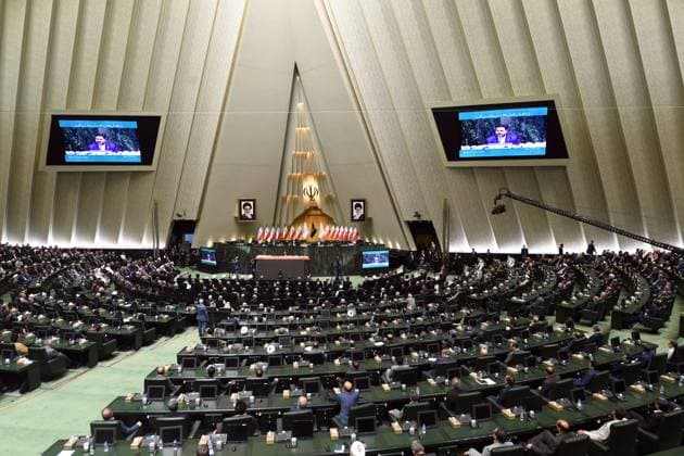 News Themen der Woche KW31 (240730) -- TEHRAN, July 30, 2024 -- Photo taken on July 30, 2024 shows the presidential swearing-in ceremony at the parliament in Tehran, Iran. Masoud Pezeshkian was sworn in as Iran s ninth president on Tuesday in a ceremony held at Tehran s parliament, the official IRNA news agency reported. Shadati) IRAN-TEHRAN-MASOUD PEZESHKIAN-PRESIDENT-SWEARING-IN CEREMONY ShaxDati 