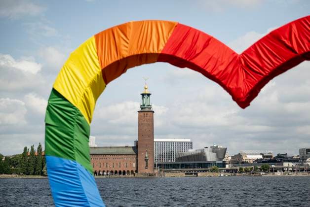 News Themen der Woche KW31 News Bilder des Tages STOCKHOLM 20240731 Ett hjärta i regnbagsfärger pa Söder Mälarstrand. I bakgrunden Stockholms Stadshus. Stockholm SVERIGE x10430x *** STOCKHOLM 20240731 A heart in rainbow colors on Söder Mälarstrand In the background Stockholm City Hall Stockholm SWEDEN x10430x  Copyright: xChristinexOlssonTTx REGNBAGSHJÄRTA 4hoMZvJNpy4