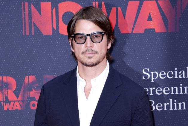 Bilder des Jahres 2024, Entertainment 08 August Entertainment Bilder des Tages Josh Hartnett bei der Trap: No Way Out Film Premiere am 31.07.2024 in Berlin Trap Filmpremiere in Berlin mit Josh Hartnett *** Josh Hartnett at the Trap No Way Out movie premiere on 31 07 2024 in Berlin Trap movie premiere in Berlin with Josh Hartnett