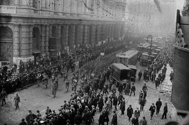 RECORD DATE NOT STATED Pershing veterans , 1918. World War I veterans (Pershing s Men) marching in support of the Liberty Loan drive to New York s city hall to be officially received by Mayor Hylan. Copyright:xHeritagexArt HeritagexImagesxBainxNewsxServicex IMAGO, ! ACHTUNG: AUFNAHMEDATUM GESCHÄTZT!  Copyright:HeritagexArt HeritagexImagesxBainxNewsxServicex IMAGO