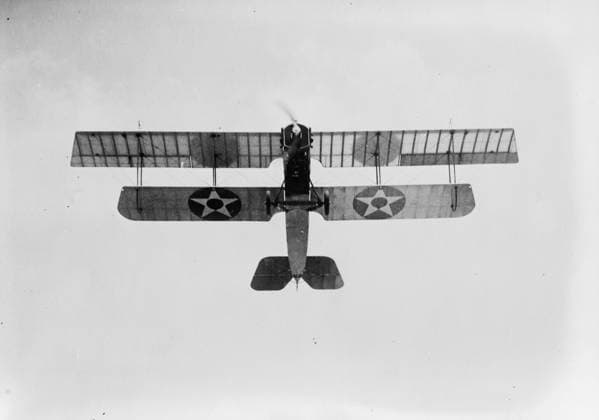 RECORD DATE NOT STATED Marine looping plane , 8 June 1918 (date created or published later). An airplane flown by a Marine at the Marine Flying Field, Miami, Florida during World War I. Copyright:xHeritagexArt HeritagexImagesxBainxNewsxServicex IMAGO, ! ACHTUNG: AUFNAHMEDATUM GESCHÄTZT!  Copyright:HeritagexArt HeritagexImagesxBainxNewsxServicex IMAGO