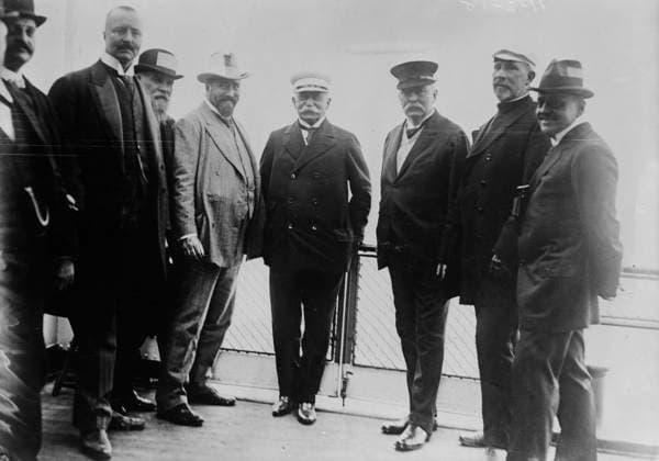 RECORD DATE NOT STATED Delbruck, Dernburg, Zeppelin, Colemann, between c1910 and c1915. Copyright:xHeritagexArt HeritagexImagesxBainxNewsxServicex IMAGO, ! ACHTUNG: AUFNAHMEDATUM GESCHÄTZT!  Copyright:HeritagexArt HeritagexImagesxBainxNewsxServicex IMAGO