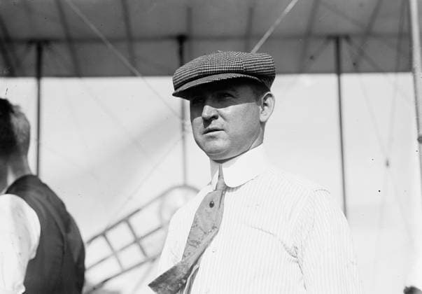 RECORD DATE NOT STATED W.R. Kimball, between c1910 and c1915. Shows Wilbur R. Kimball (d. 1940), aviation pioneer, inventor, airplane builder and pilot who was also the Secretary of the Aeronautic Society of New York. Copyright:xHeritagexArt HeritagexImagesxBainxNewsxServicex IMAGO, ! ACHTUNG: AUFNAHMEDATUM GESCHÄTZT!  Copyright:HeritagexArt HeritagexImagesxBainxNewsxServicex IMAGO