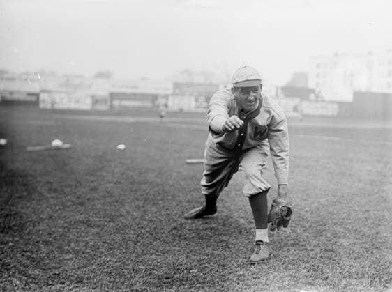 RECORD DATE NOT STATED Ewart DixieWalker, Washington, AL (baseball), 1910. Copyright:xHeritagexArt HeritagexImagesxBainxNewsxServicex IMAGO, ! ACHTUNG: AUFNAHMEDATUM GESCHÄTZT!  Copyright:HeritagexArt HeritagexImagesxBainxNewsxServicex IMAGO