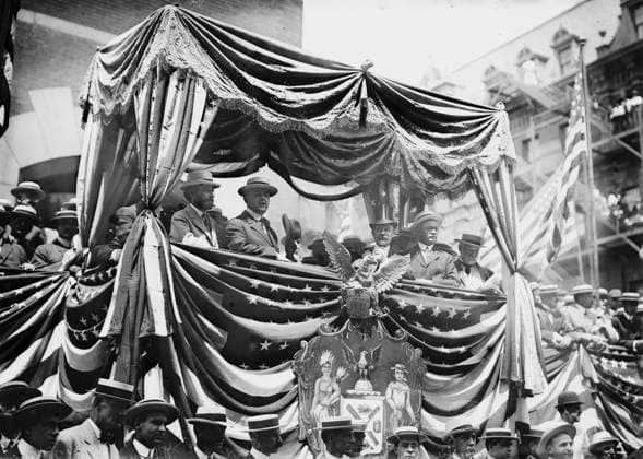 RECORD DATE NOT STATED George McAneny, William A. Prendergast, Milo, breaking ground for Subway, between c1910 and c1915. Copyright:xHeritagexArt HeritagexImagesxBainxNewsxServicex IMAGO, ! ACHTUNG: AUFNAHMEDATUM GESCHÄTZT!  Copyright:HeritagexArt HeritagexImagesxBainxNewsxServicex IMAGO