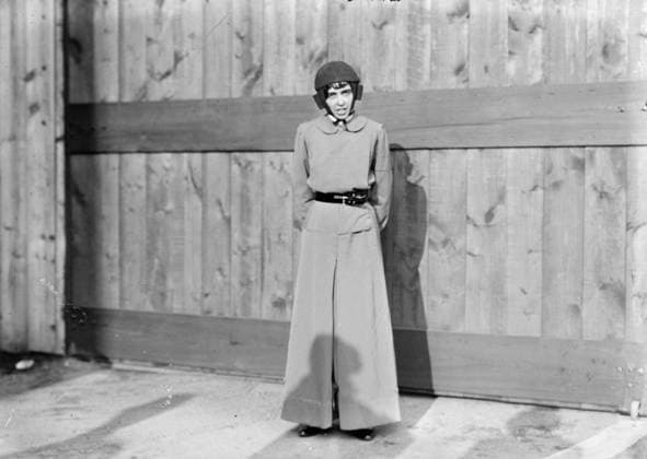 RECORD DATE NOT STATED Helene Dutrieu, 1911. Shows Helene Dutrieu (1877-1961), Belgian aviator, cyclist, hospital director and journalist. Copyright:xHeritagexArt HeritagexImagesxBainxNewsxServicex IMAGO, ! ACHTUNG: AUFNAHMEDATUM GESCHÄTZT!  Copyright:HeritagexArt HeritagexImagesxBainxNewsxServicex IMAGO