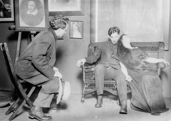 RECORD DATE NOT STATED Rehearsal, Futurist Play House, between c1910 and c1915. Copyright:xHeritagexArt HeritagexImagesxBainxNewsxServicex IMAGO, ! ACHTUNG: AUFNAHMEDATUM GESCHÄTZT!  Copyright:HeritagexArt HeritagexImagesxBainxNewsxServicex IMAGO