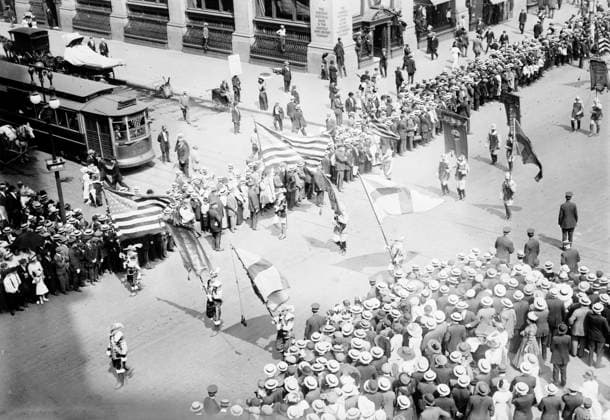 RECORD DATE NOT STATED Olympic Parade, 1912. Showing a parade in New York City related to the 5th Olympic Games, held in Stockholm, Sweden, in 1912. Copyright:xHeritagexArt HeritagexImagesxBainxNewsxServicex IMAGO, ! ACHTUNG: AUFNAHMEDATUM GESCHÄTZT!  Copyright:HeritagexArt HeritagexImagesxBainxNewsxServicex IMAGO