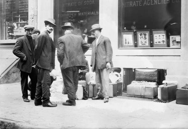 RECORD DATE NOT STATED Ready to return for Balkan War, 1912. Taken when Greek immigrants left New York City to return to their country and fight in the first Balkan War, which began in October 1912. Copyright:xHeritagexArt HeritagexImagesxBainxNewsxServicex IMAGO, ! ACHTUNG: AUFNAHMEDATUM GESCHÄTZT!  Copyright:HeritagexArt HeritagexImagesxBainxNewsxServicex IMAGO