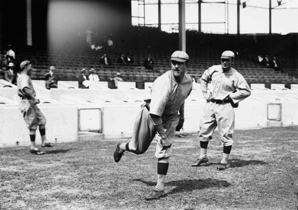 RECORD DATE NOT STATED Rube Geyer & Jack Bliss, St. Louis NL (baseball), 1911. Copyright:xHeritagexArt HeritagexImagesxBainxNewsxServicex IMAGO, ! ACHTUNG: AUFNAHMEDATUM GESCHÄTZT!  Copyright:HeritagexArt HeritagexImagesxBainxNewsxServicex IMAGO
