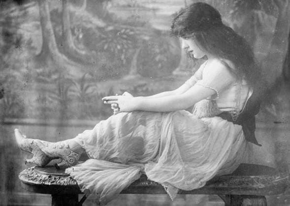 RECORD DATE NOT STATED Evelyn Thaw, 1913. Shows Eveyln (Nesbit) Thaw (1883-1967). Copyright:xHeritagexArt HeritagexImagesxBainxNewsxServicex IMAGO, ! ACHTUNG: AUFNAHMEDATUM GESCHÄTZT!  Copyright:HeritagexArt HeritagexImagesxBainxNewsxServicex IMAGO