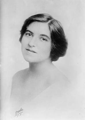 RECORD DATE NOT STATED Ivy Scott - Century Opera, between c1910 and c1915. Copyright:xHeritagexArt HeritagexImagesxBainxNewsxServicex IMAGO, ! ACHTUNG: AUFNAHMEDATUM GESCHÄTZT!  Copyright:HeritagexArt HeritagexImagesxBainxNewsxServicex IMAGO