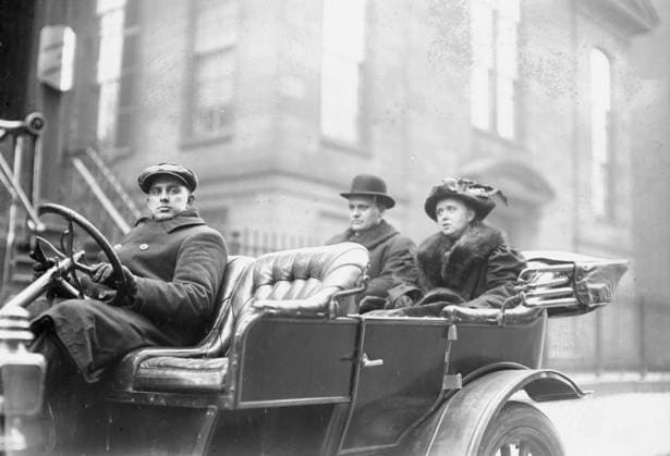RECORD DATE NOT STATED Com r Kath. Davis & Deputy Lewis, between c1910 and c1915. Shows criminologist, social reformer and writer Katharine Bement Davis (1860-1935) who served as Commissioner of Corrections for New York City. Copyright:xHeritagexArt HeritagexImagesxBainxNewsxServicex IMAGO, ! ACHTUNG: AUFNAHMEDATUM GESCHÄTZT!  Copyright:HeritagexArt HeritagexImagesxBainxNewsxServicex IMAGO