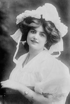 RECORD DATE NOT STATED Ethel Oliver, between c1910 and c1915. Copyright:xHeritagexArt HeritagexImagesxBainxNewsxServicex IMAGO, ! ACHTUNG: AUFNAHMEDATUM GESCHÄTZT!  Copyright:HeritagexArt HeritagexImagesxBainxNewsxServicex IMAGO