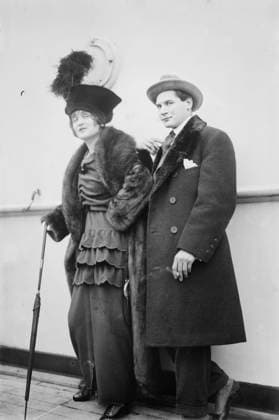 RECORD DATE NOT STATED Gaby Deslys and Harry Pilcer, between c1910 and c1915. Shows performer and choreographer Harry Pilcer (1885-1961) with dancer and actress Gaby Deslys (1881-1920). Copyright:xHeritagexArt HeritagexImagesxBainxNewsxService GabyxDeslysx IMAGO, ! ACHTUNG: AUFNAHMEDATUM GESCHÄTZT!  Copyright:HeritagexArt HeritagexImagesxBainxNewsxService GabyxDeslysx IMAGO