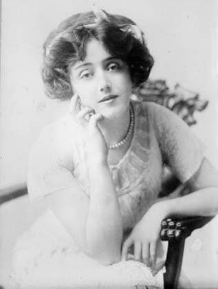 RECORD DATE NOT STATED May de Sousa, between c1910 and c1915. Copyright:xHeritagexArt HeritagexImagesxBainxNewsxServicex IMAGO, ! ACHTUNG: AUFNAHMEDATUM GESCHÄTZT!  Copyright:HeritagexArt HeritagexImagesxBainxNewsxServicex IMAGO