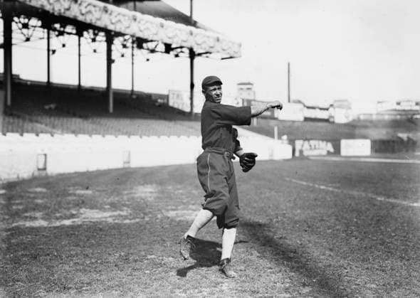 RECORD DATE NOT STATED Morrie Rath, Chicago AL (baseball), 1913. Shows baseball player Morris Charles Rath at the Polo Grounds, New York City. Copyright:xHeritagexArt HeritagexImagesxBainxNewsxServicex IMAGO, ! ACHTUNG: AUFNAHMEDATUM GESCHÄTZT!  Copyright:HeritagexArt HeritagexImagesxBainxNewsxServicex IMAGO