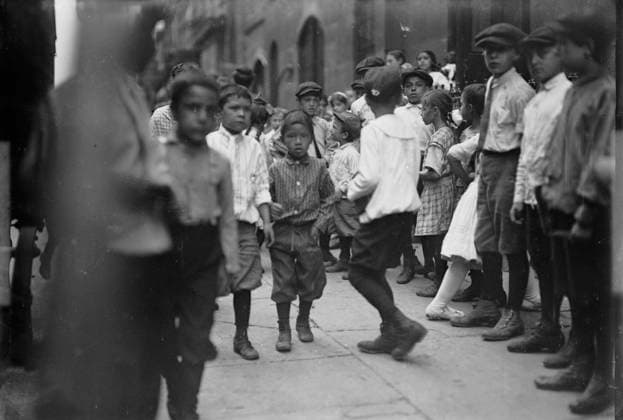 RECORD DATE NOT STATED N.Y. school - Chinese pupils, between c1910 and c1915. Copyright:xHeritagexArt HeritagexImagesxBainxNewsxServicex IMAGO, ! ACHTUNG: AUFNAHMEDATUM GESCHÄTZT!  Copyright:HeritagexArt HeritagexImagesxBainxNewsxServicex IMAGO