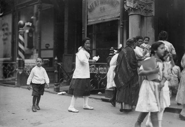RECORD DATE NOT STATED N.Y. school - Chinese pupils, between c1910 and c1915. Copyright:xHeritagexArt HeritagexImagesxBainxNewsxServicex IMAGO, ! ACHTUNG: AUFNAHMEDATUM GESCHÄTZT!  Copyright:HeritagexArt HeritagexImagesxBainxNewsxServicex IMAGO