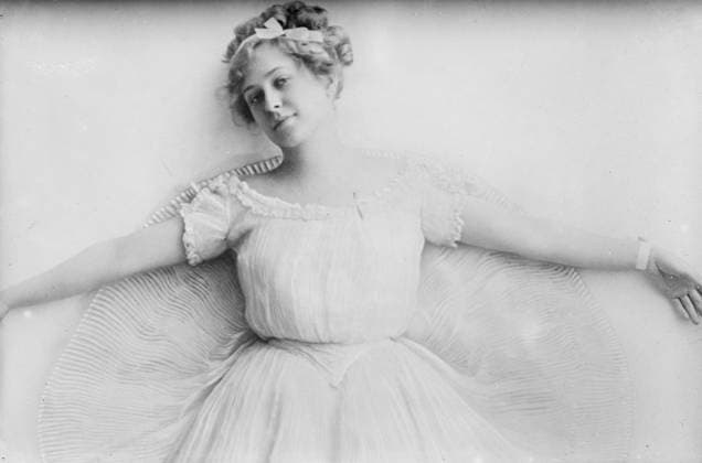 RECORD DATE NOT STATED Pauline Chase, between c1910 and c1915. Shows American actress Pauline Chase (1885-1962). Copyright:xHeritagexArt HeritagexImagesxBainxNewsxServicex IMAGO, ! ACHTUNG: AUFNAHMEDATUM GESCHÄTZT!  Copyright:HeritagexArt HeritagexImagesxBainxNewsxServicex IMAGO