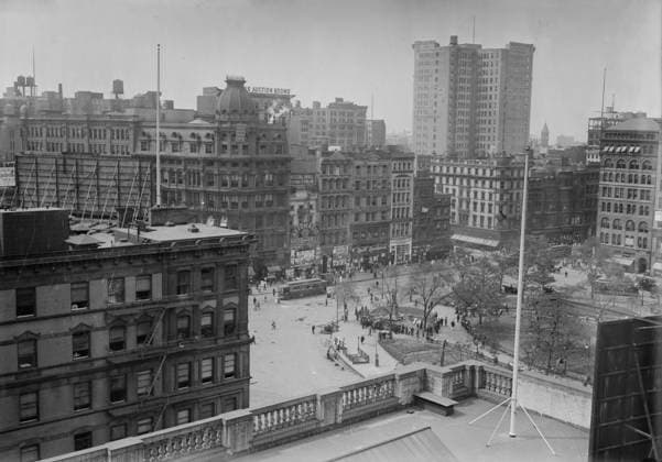 RECORD DATE NOT STATED Union Sq., N.Y., between c1910 and c1915. Copyright:xHeritagexArt HeritagexImagesxBainxNewsxServicex IMAGO, ! ACHTUNG: AUFNAHMEDATUM GESCHÄTZT!  Copyright:HeritagexArt HeritagexImagesxBainxNewsxServicex IMAGO